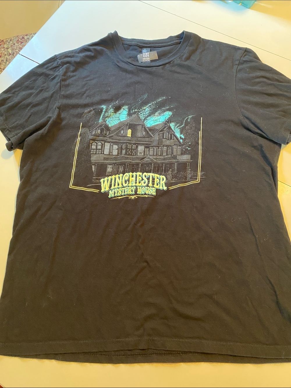 Winchester Mystery House Short-Sleeve Graphic Tee - Black XL Creepy Halloween